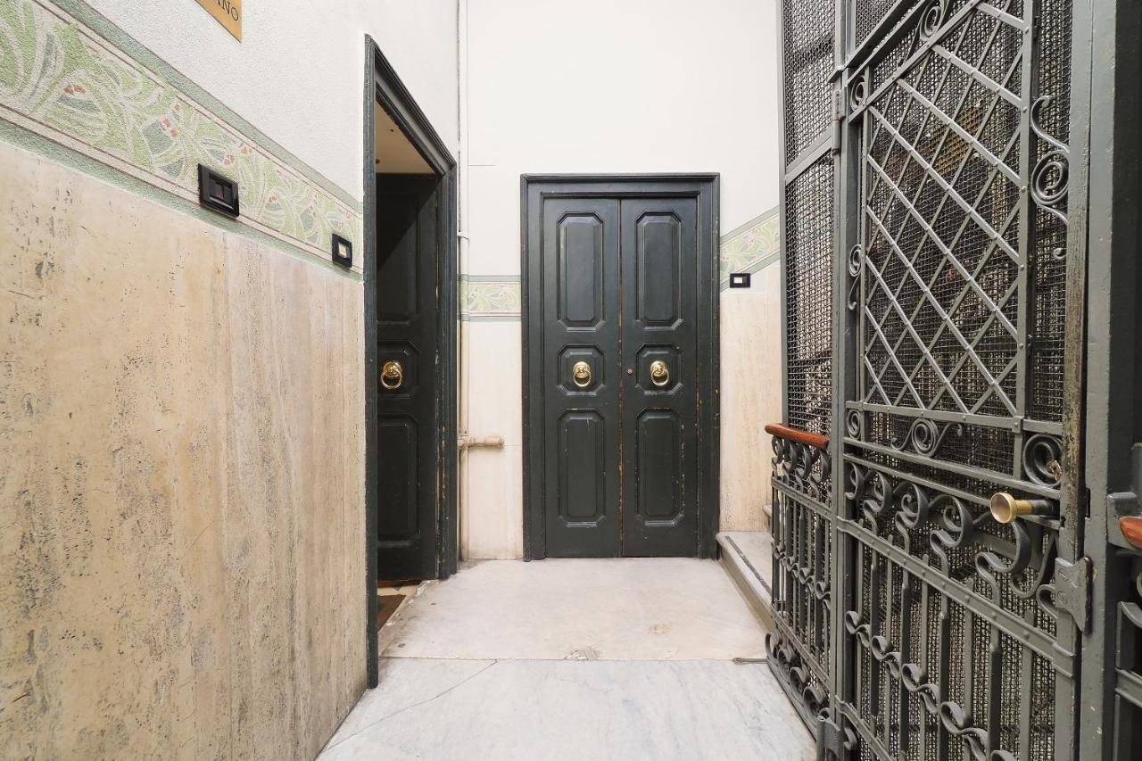 Unique Duomo Luxury Property Milano Eksteriør billede