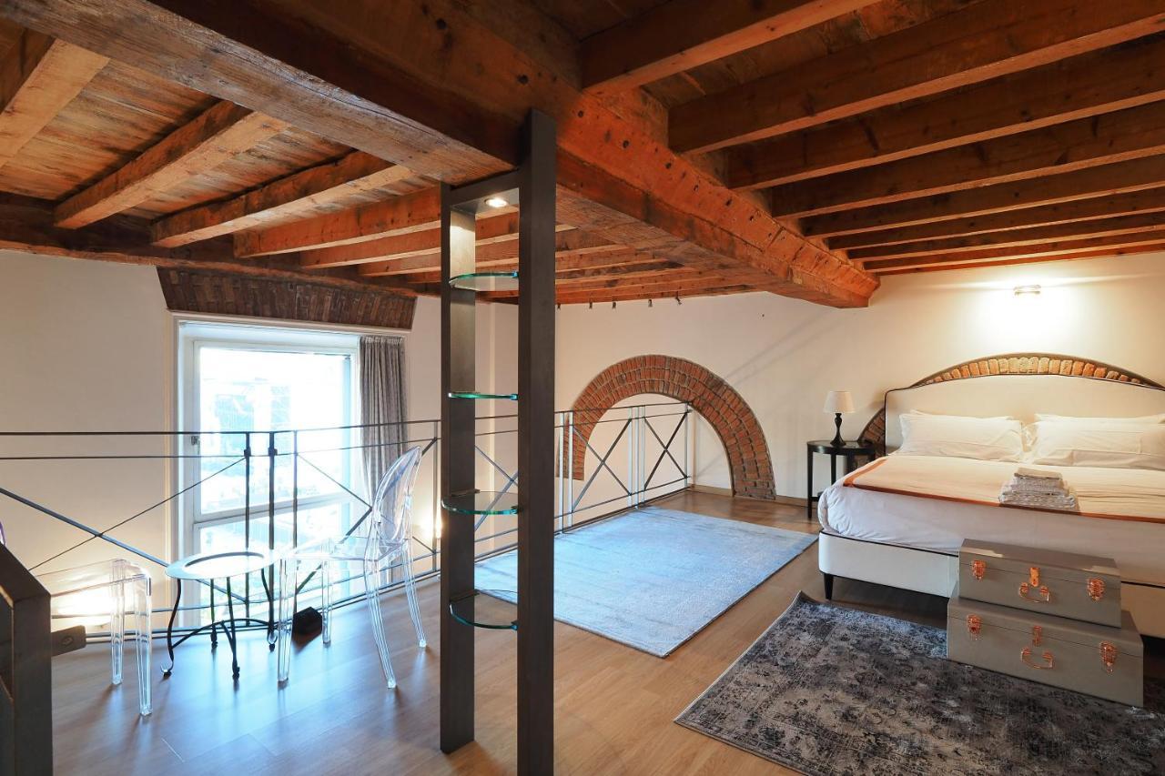 Unique Duomo Luxury Property Milano Eksteriør billede