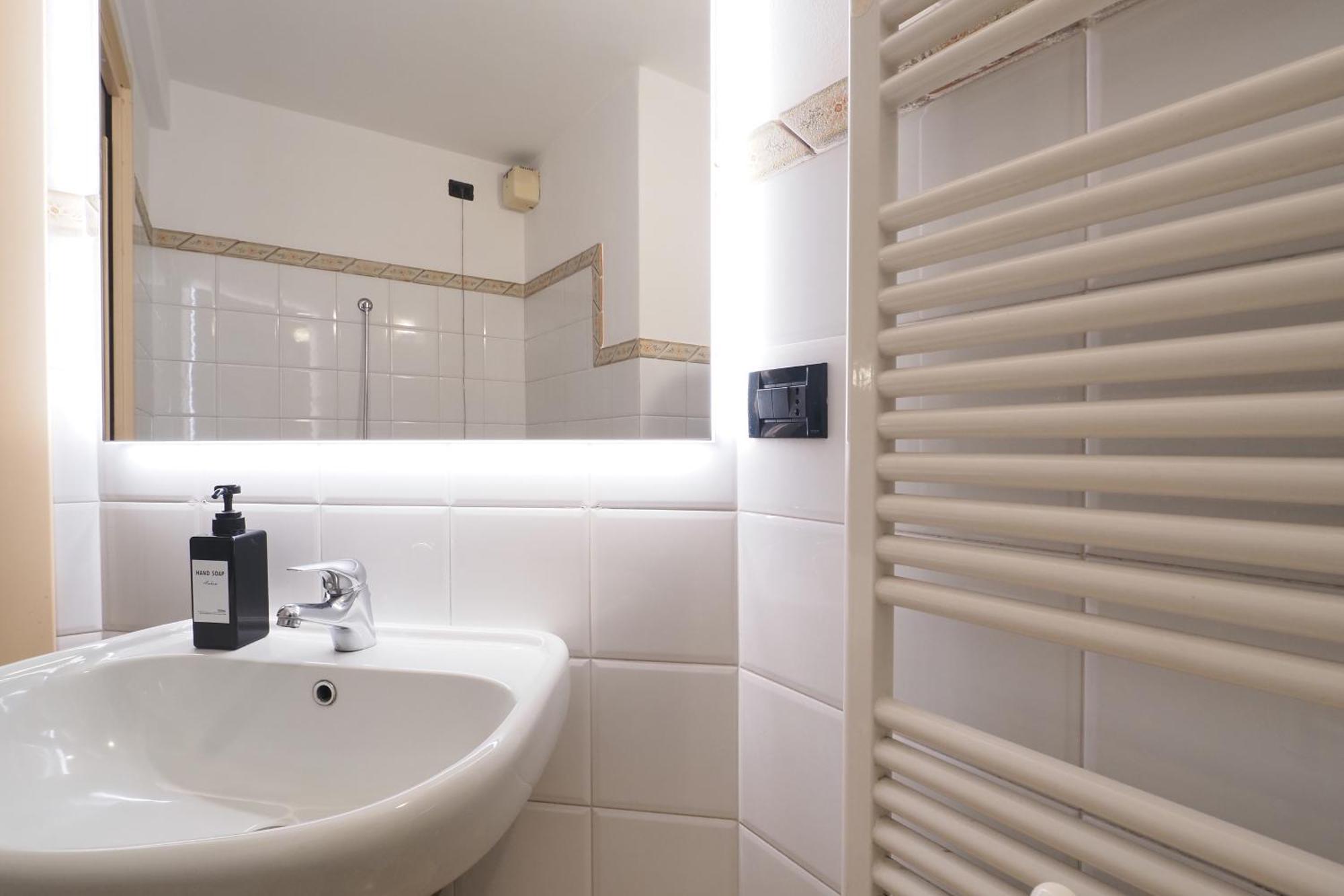 Unique Duomo Luxury Property Milano Eksteriør billede