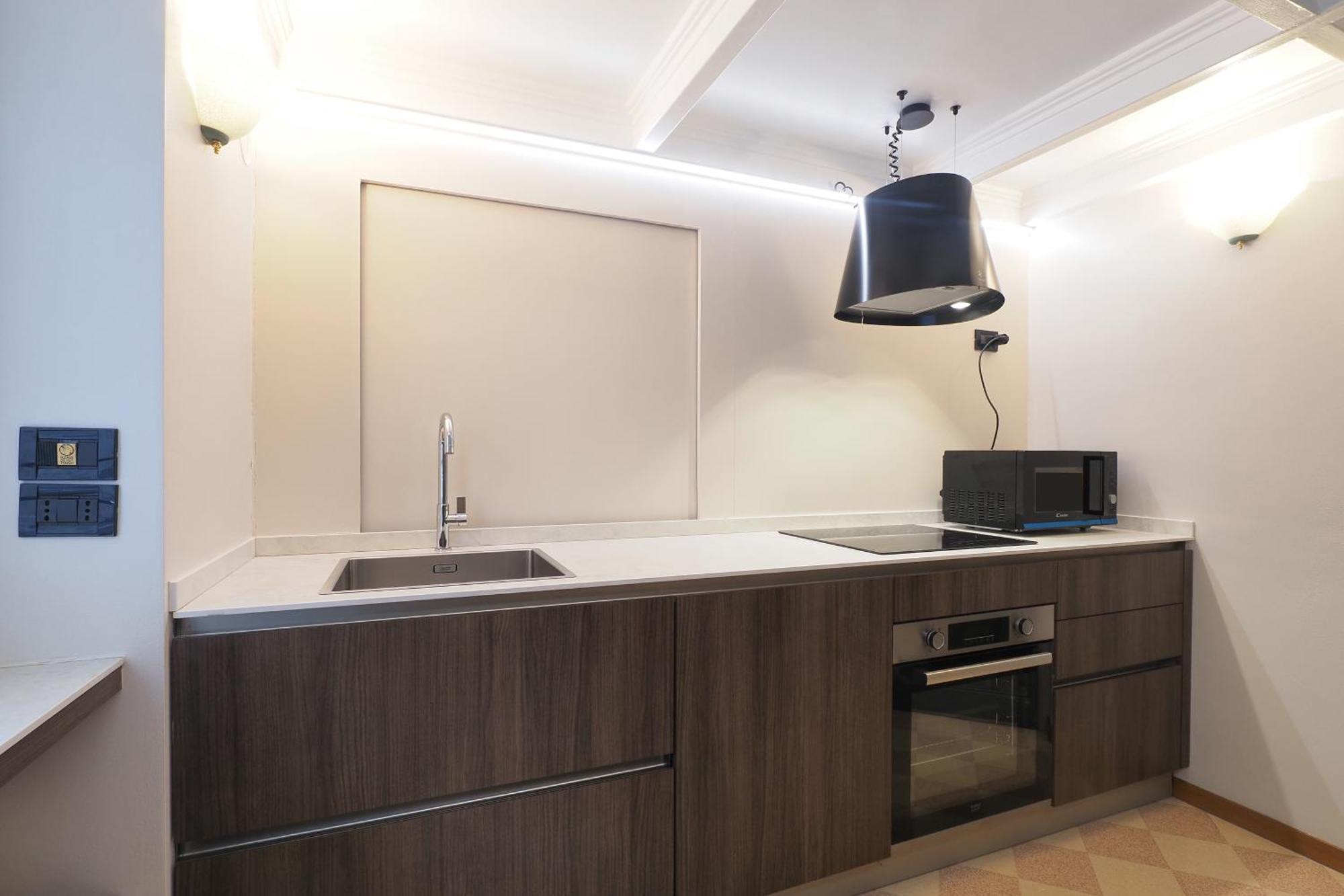 Unique Duomo Luxury Property Milano Eksteriør billede